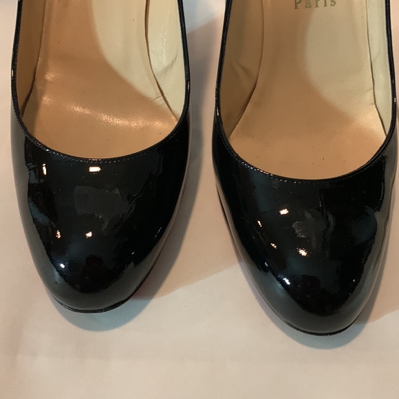 Authentic Louboutin black patent leather pumps - Picture 4 of 8